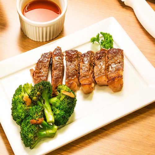 carne e legumes
